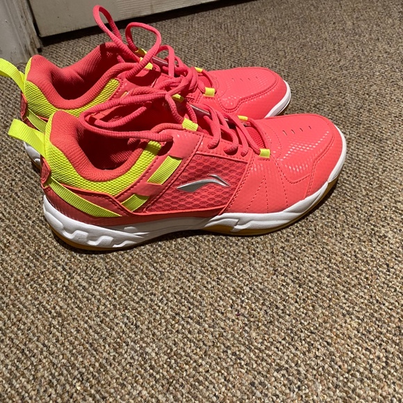Brand new lady’s sneakers - Picture 1 of 4